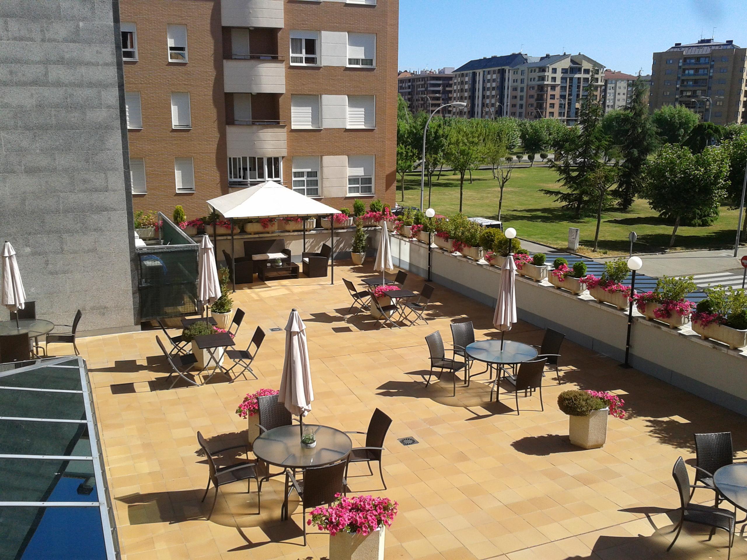 Fc Infantas De Leon Hotel Exterior photo